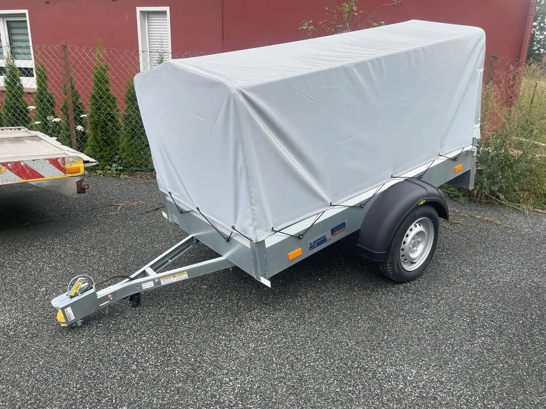 Planenanhänger von Elvis Autowelt