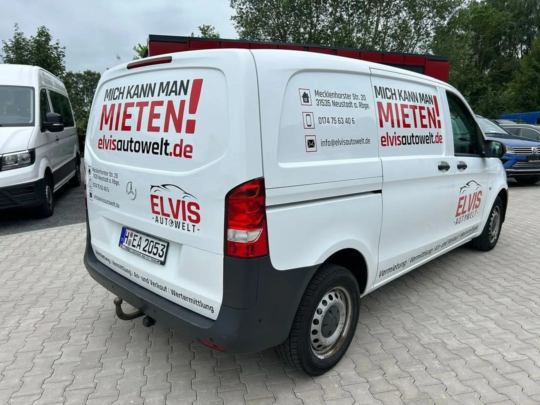 Heckansicht des Mercedes Vito